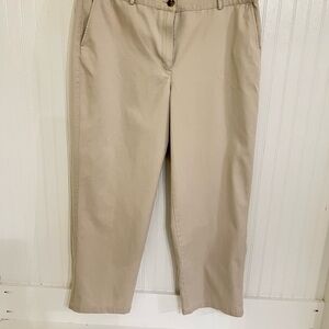 L.L. Bean Tan Favorite Fit straight leg Pants Closet Staple Size 16